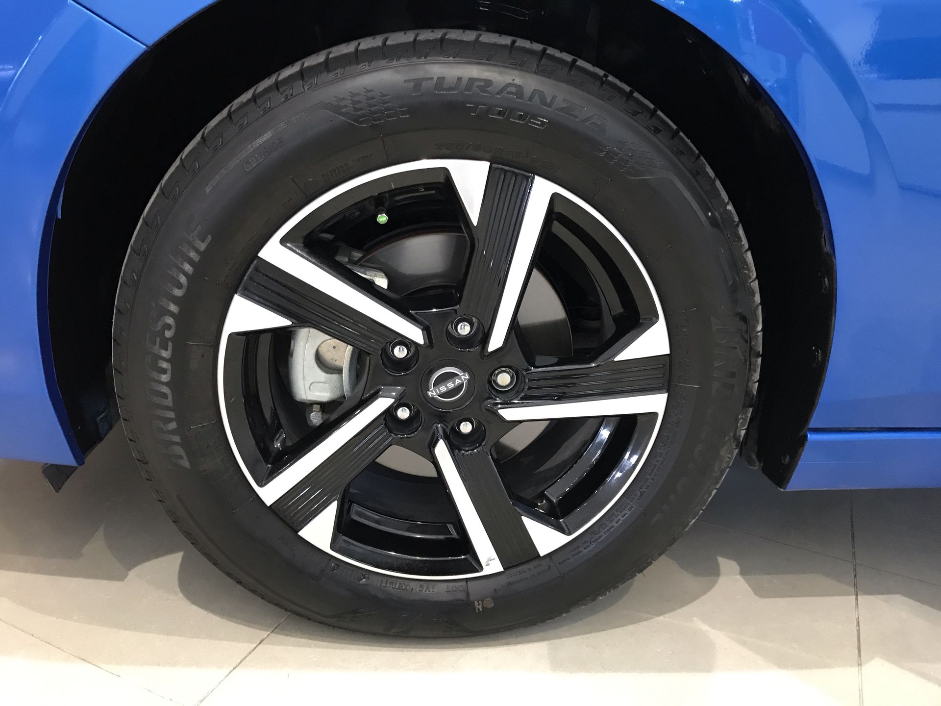 2025 Nissan SENTRA ADVANCE CVT 25