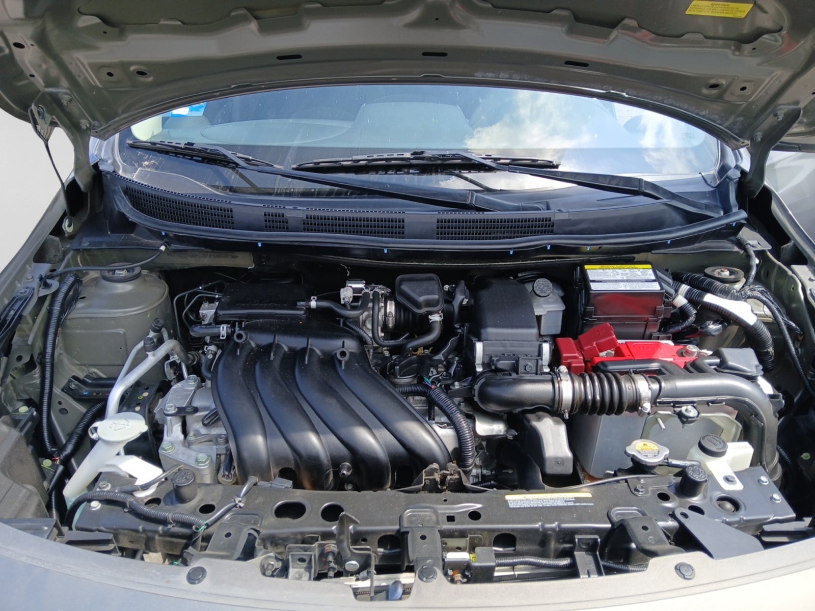 2018 Nissan VERSA ADVANCE MT AC