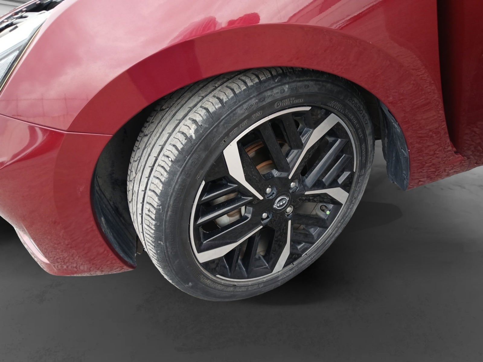 2023 Nissan VERSA VERSA SR CVT