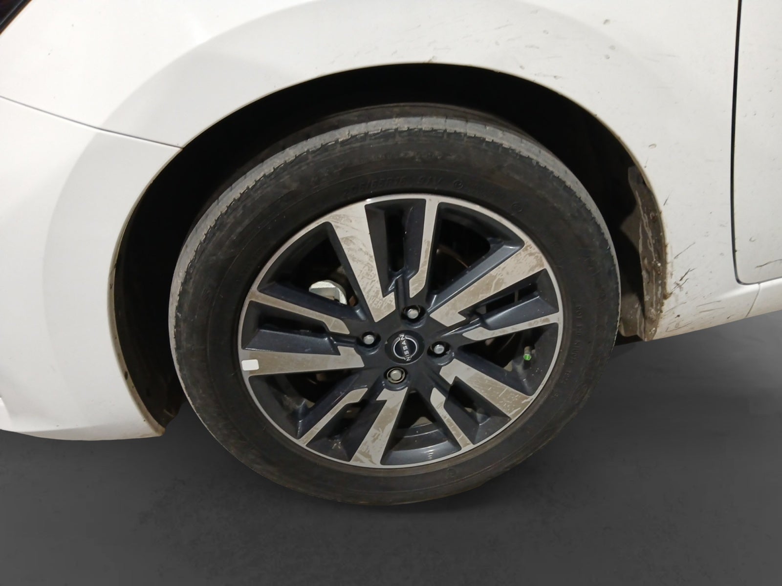 2024 Nissan VERSA ADVANCE MT 24