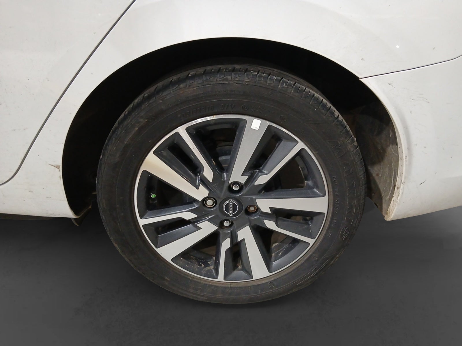 2024 Nissan VERSA ADVANCE MT 24