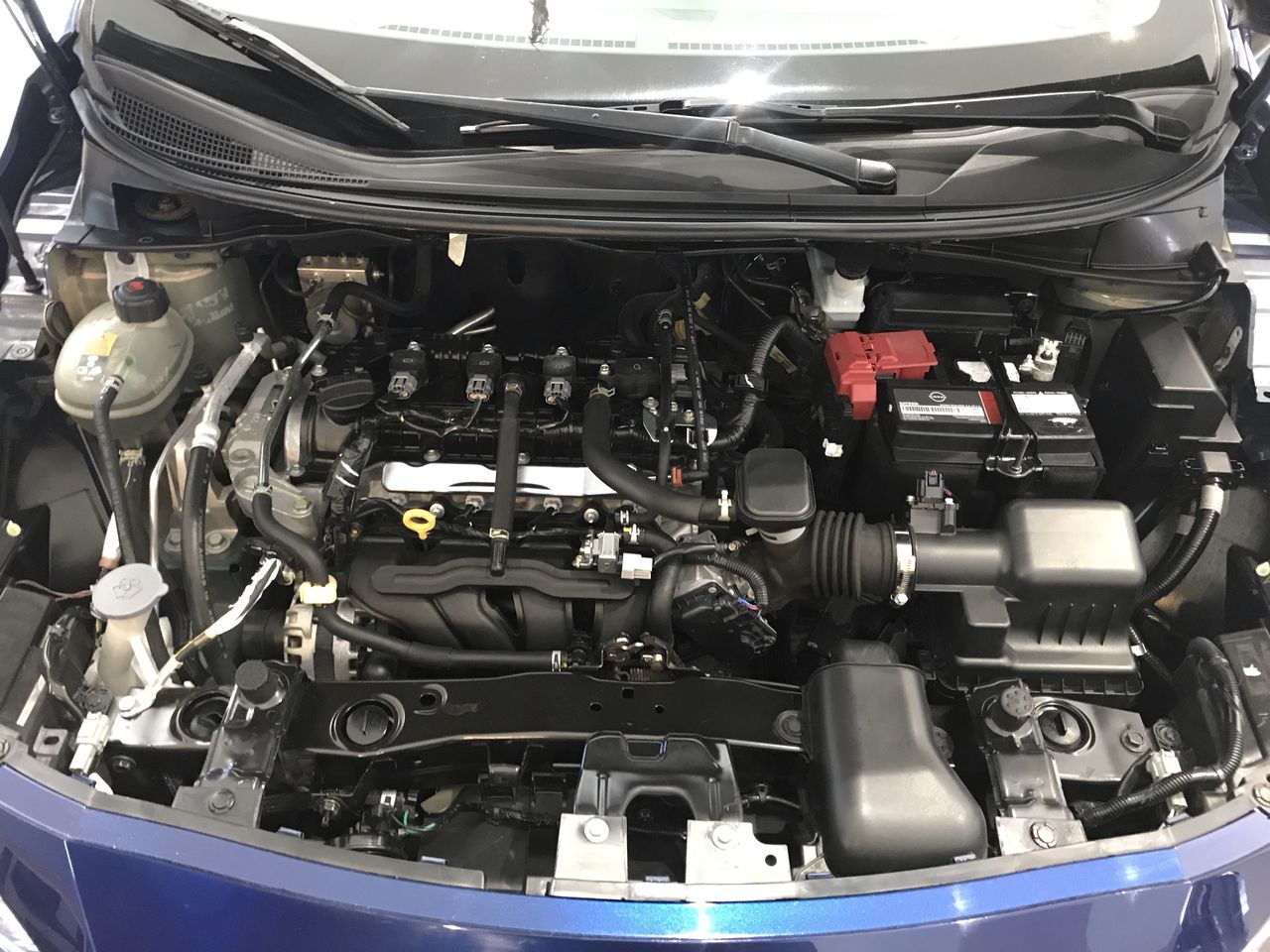 2020 Nissan VERSA ADVANCE MT