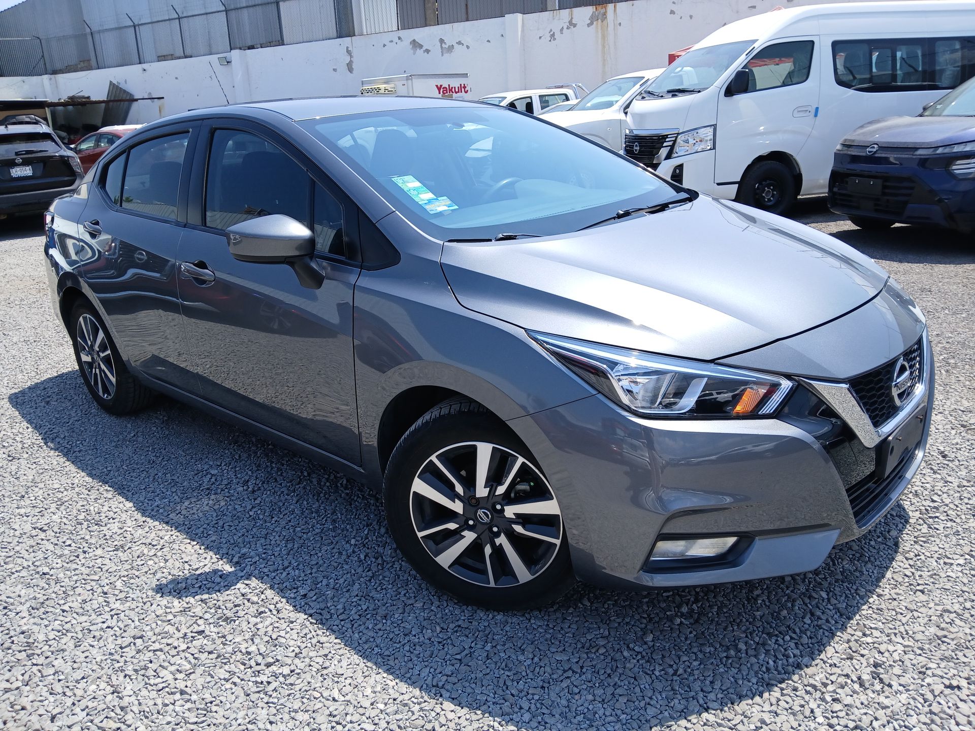 2022 Nissan VERSA ADVANCE MT 22