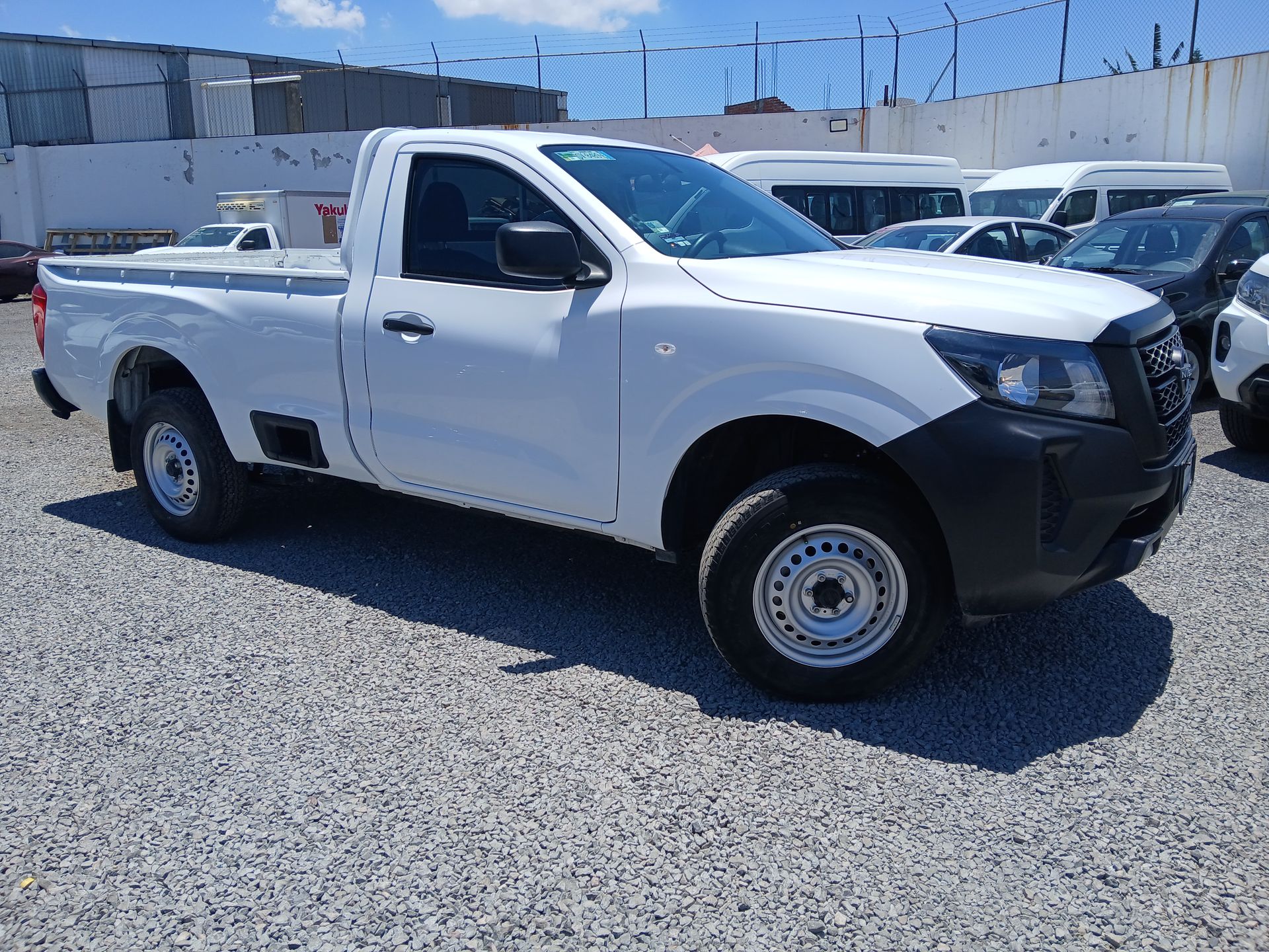 2024 Nissan NP300 NP300 CHASIS TM AC 24