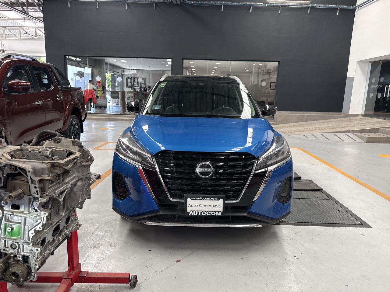 2023 Nissan KICKS PLATINUM BI-TONO 1.6 LTS CVT 23