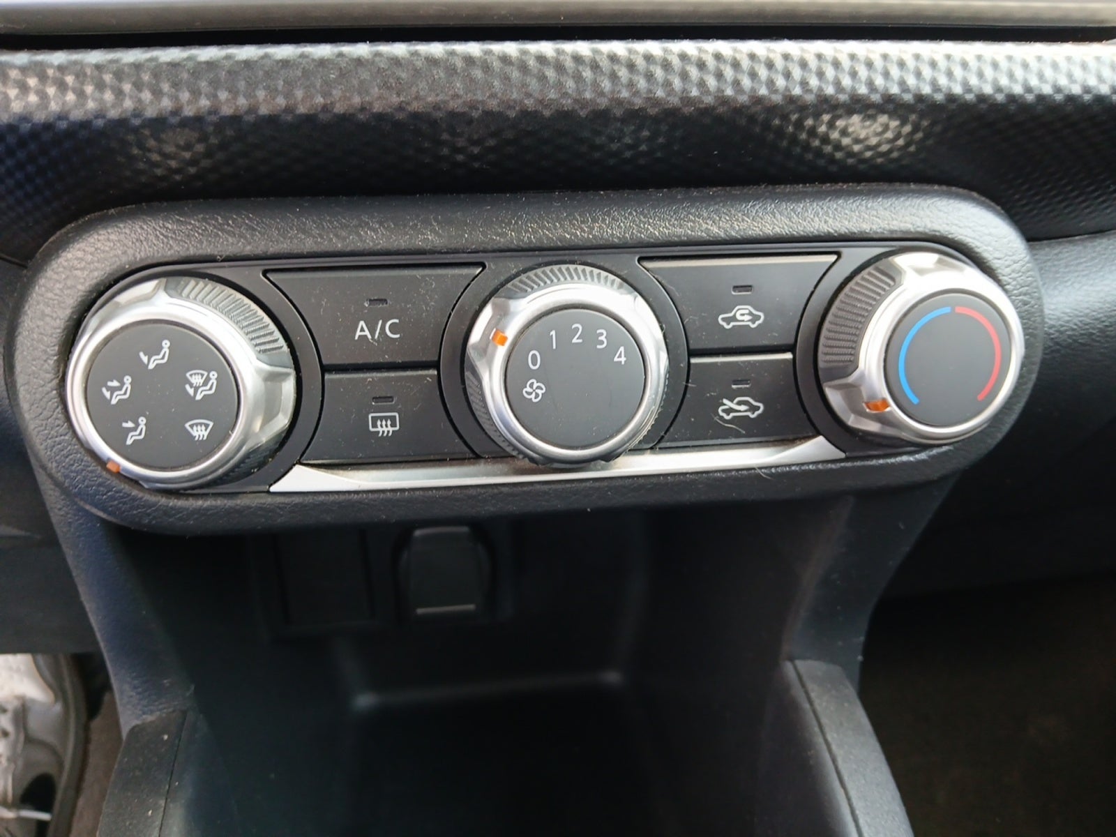 2024 Nissan KICKS PLAY KICKS PLAY ADVANCE CVT
