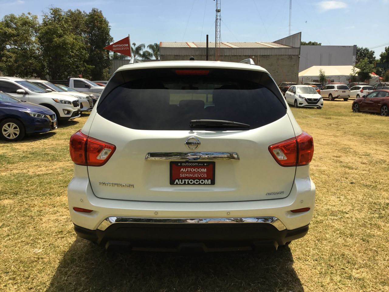 2018 Nissan PATHFINDER EXCLUSIVE