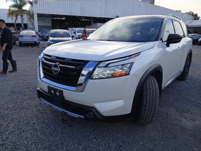 2024 Nissan PATHFINDER PLATINUM 4WD 24