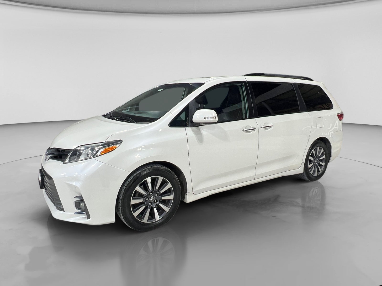 2019 Toyota SIENNA LIMITED