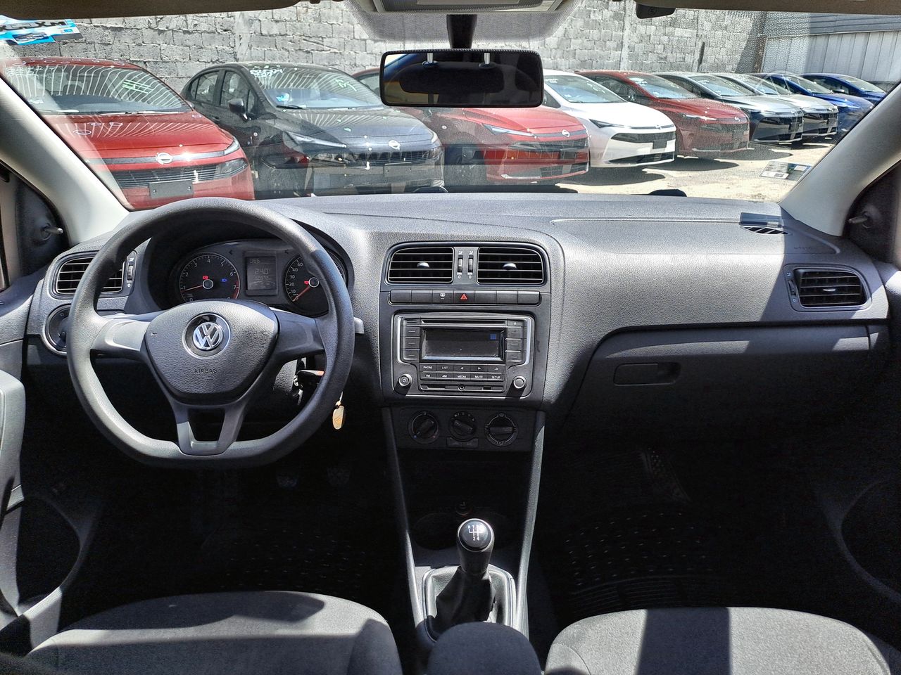 2018 Volkswagen VENTO COMFORTLINE STD.
