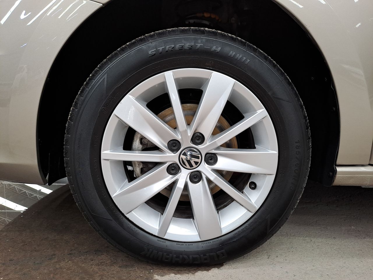 2018 Volkswagen VENTO COMFORTLINE STD.