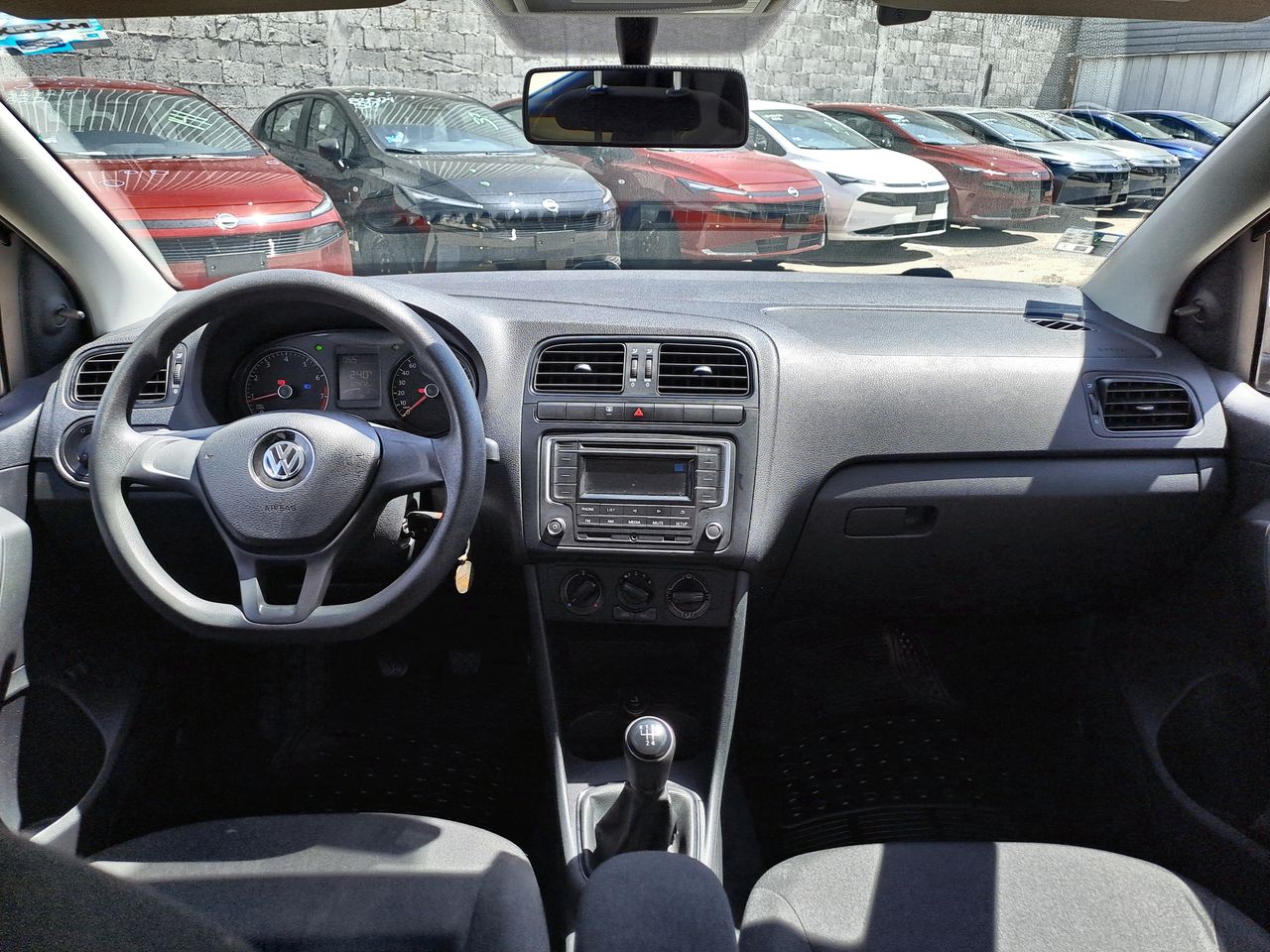 2018 Volkswagen VENTO COMFORTLINE STD.
