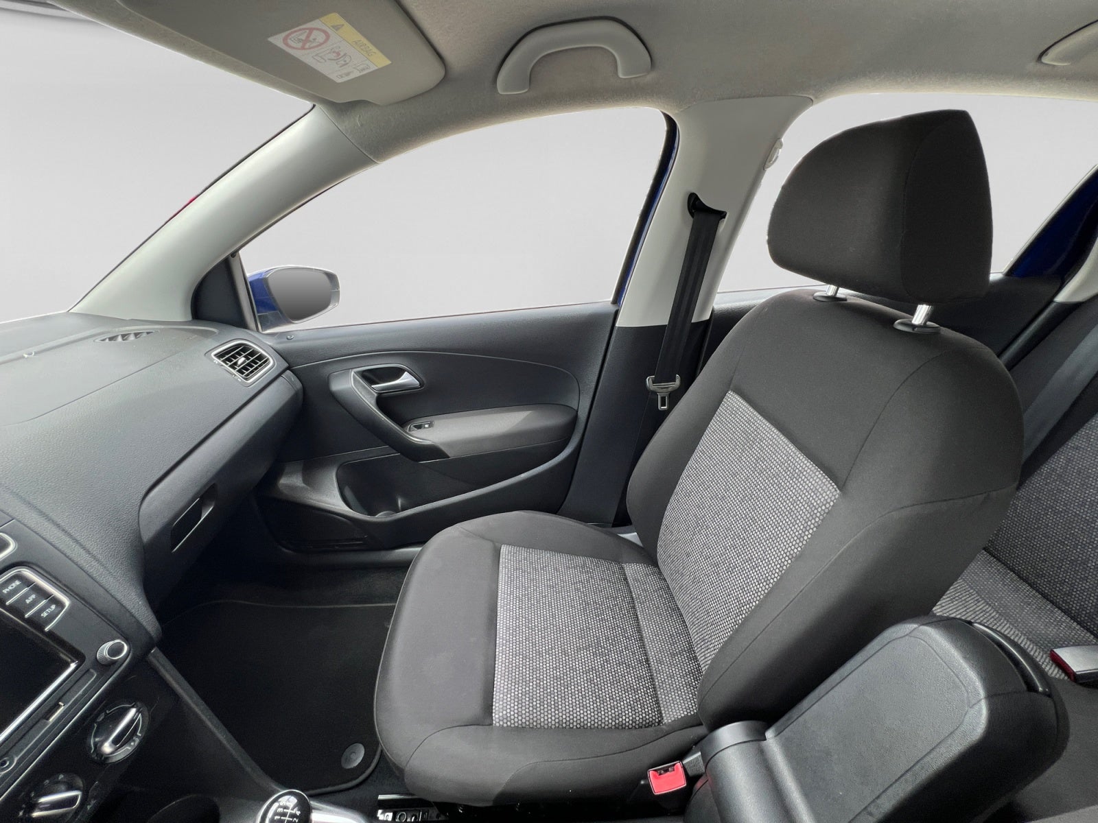 2019 Volkswagen POLO DESIGN & SOUND STD.