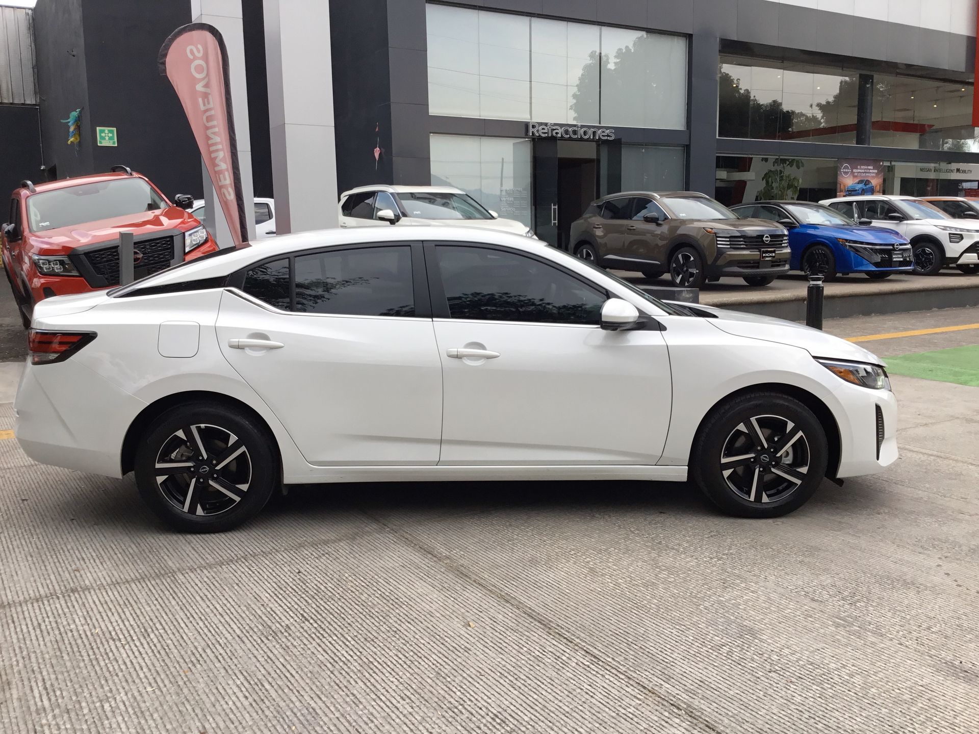 2025 Nissan SENTRA SENTRA ADVANCE T/M