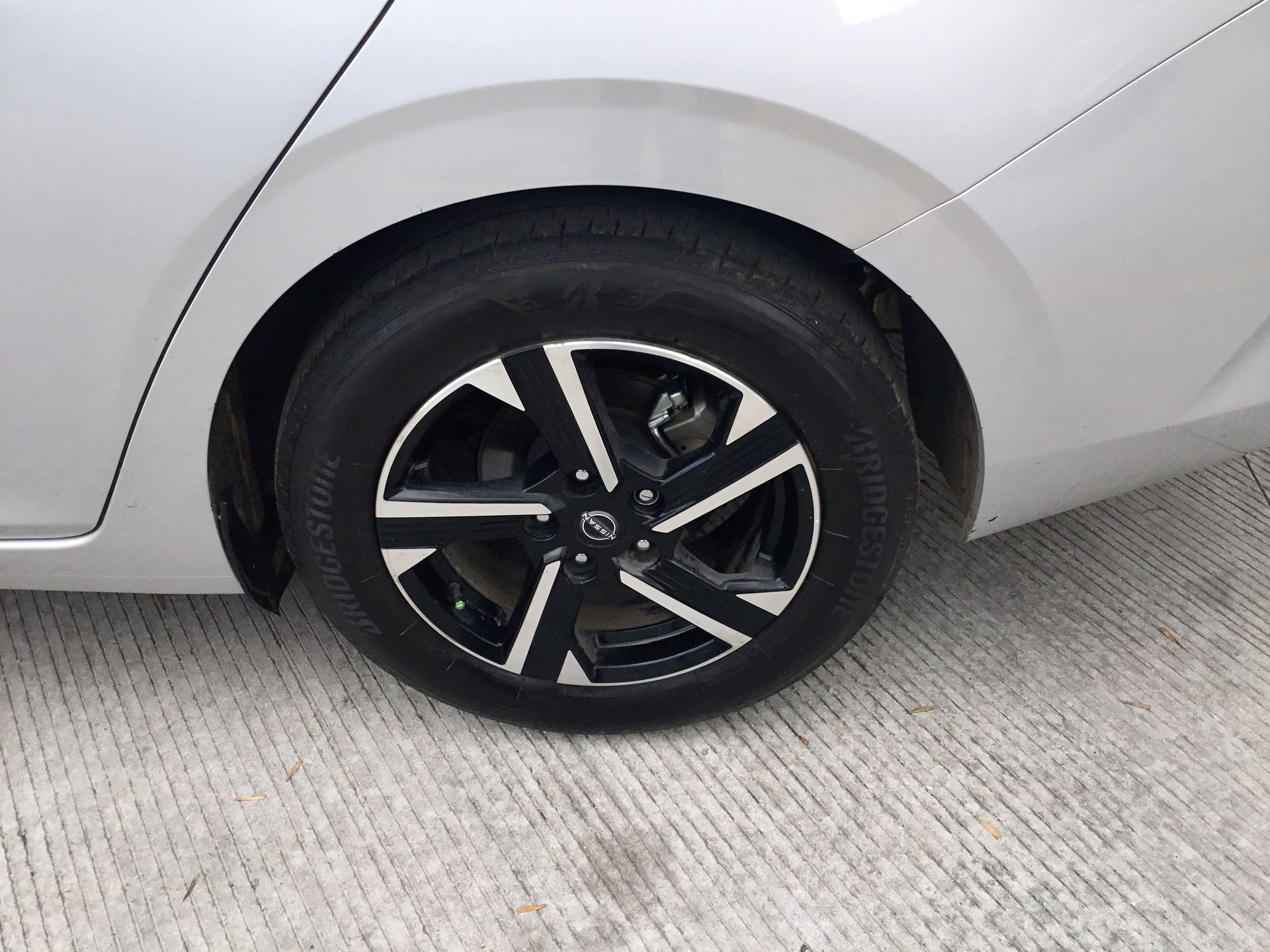 2024 Nissan SENTRA SENTRA ADVANCE T/M