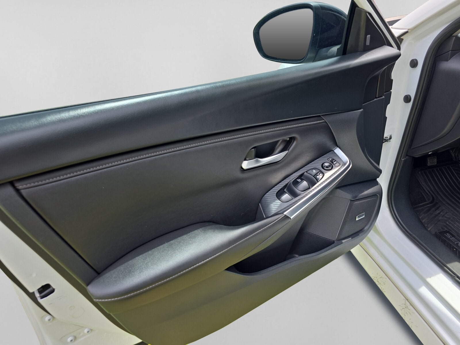 2023 Nissan SENTRA SENTRA SR PLATINUM CVT