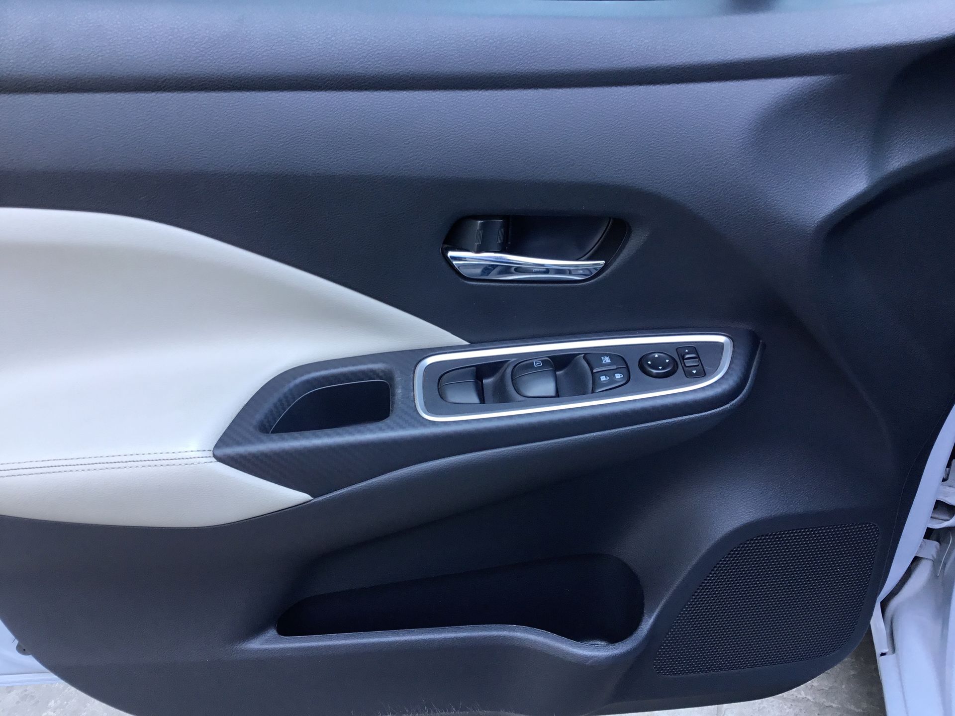 2023 Nissan VERSA EXCLUSIVE CVT 23