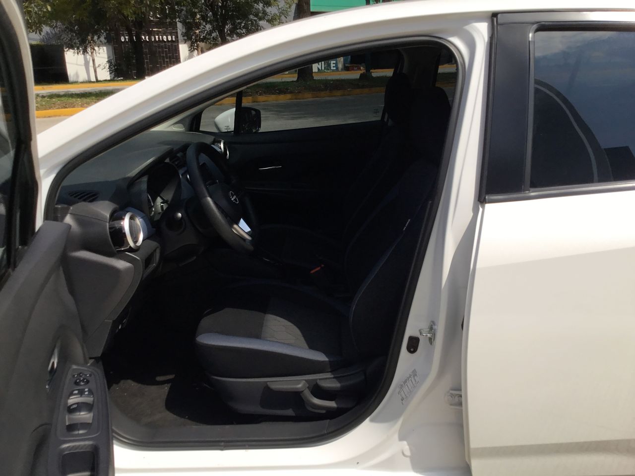 2023 Nissan VERSA VERSA ADVANCE CVT