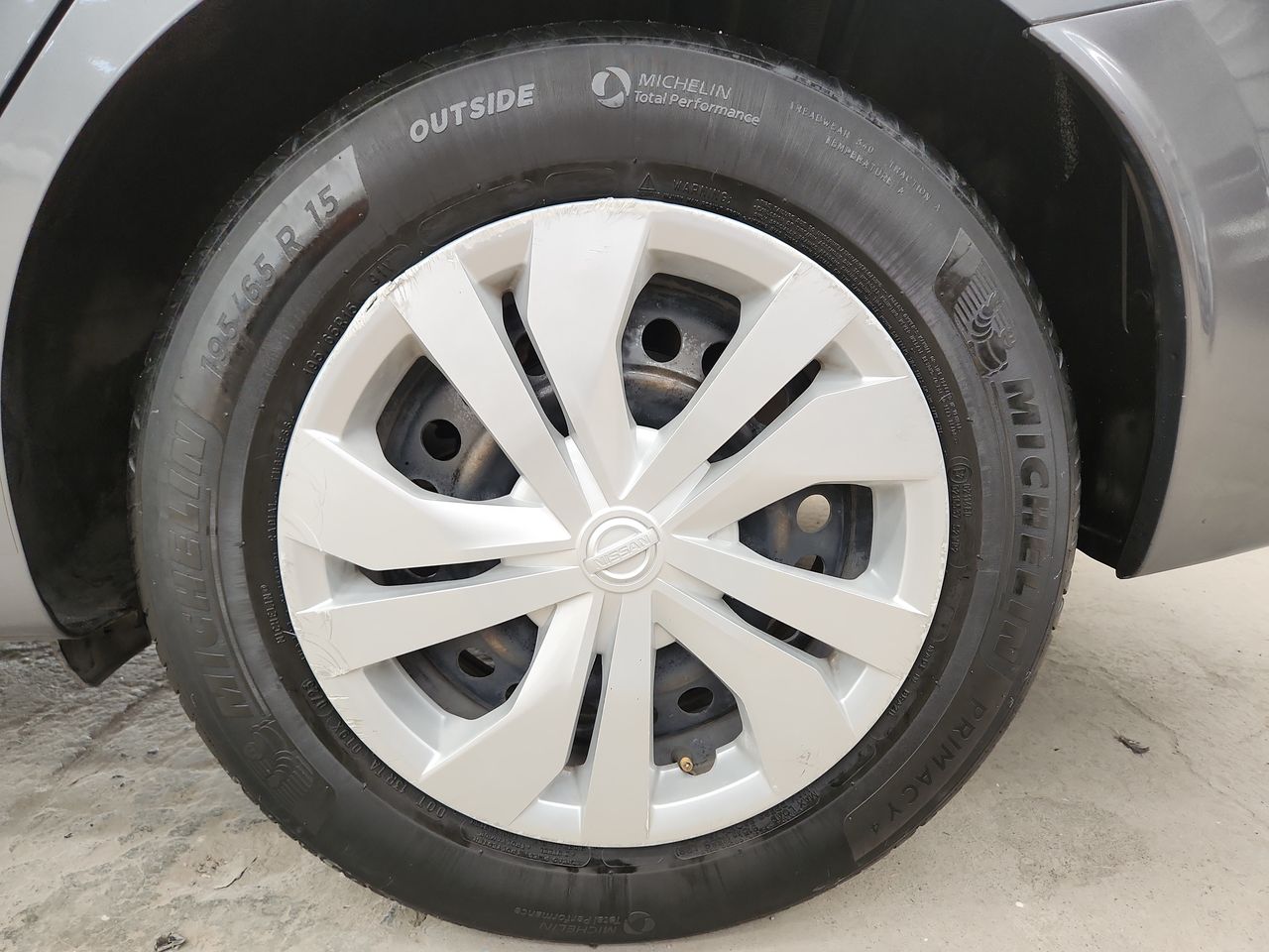 2020 Nissan VERSA SENSE CVT