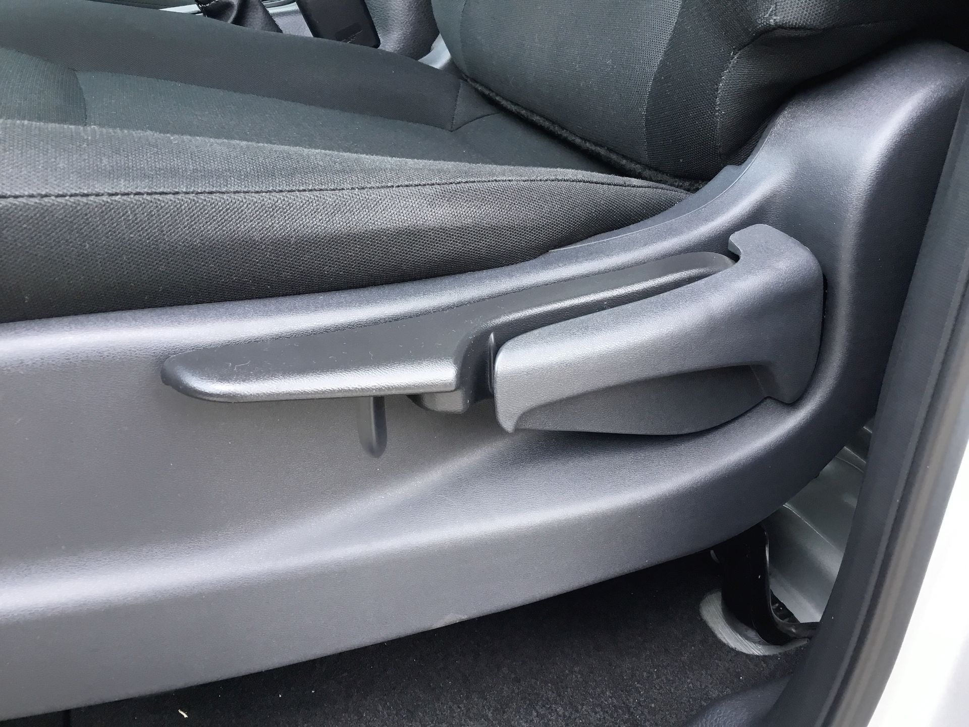 2025 Nissan FRONTIER PICK UP TM AC 25