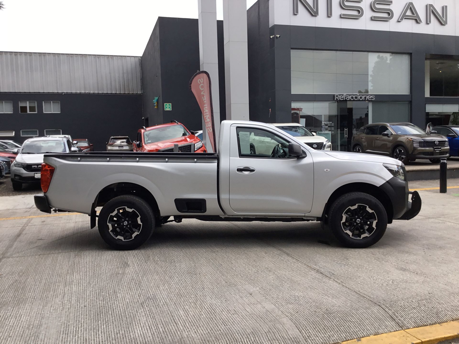2025 Nissan FRONTIER PICK UP TM AC 25