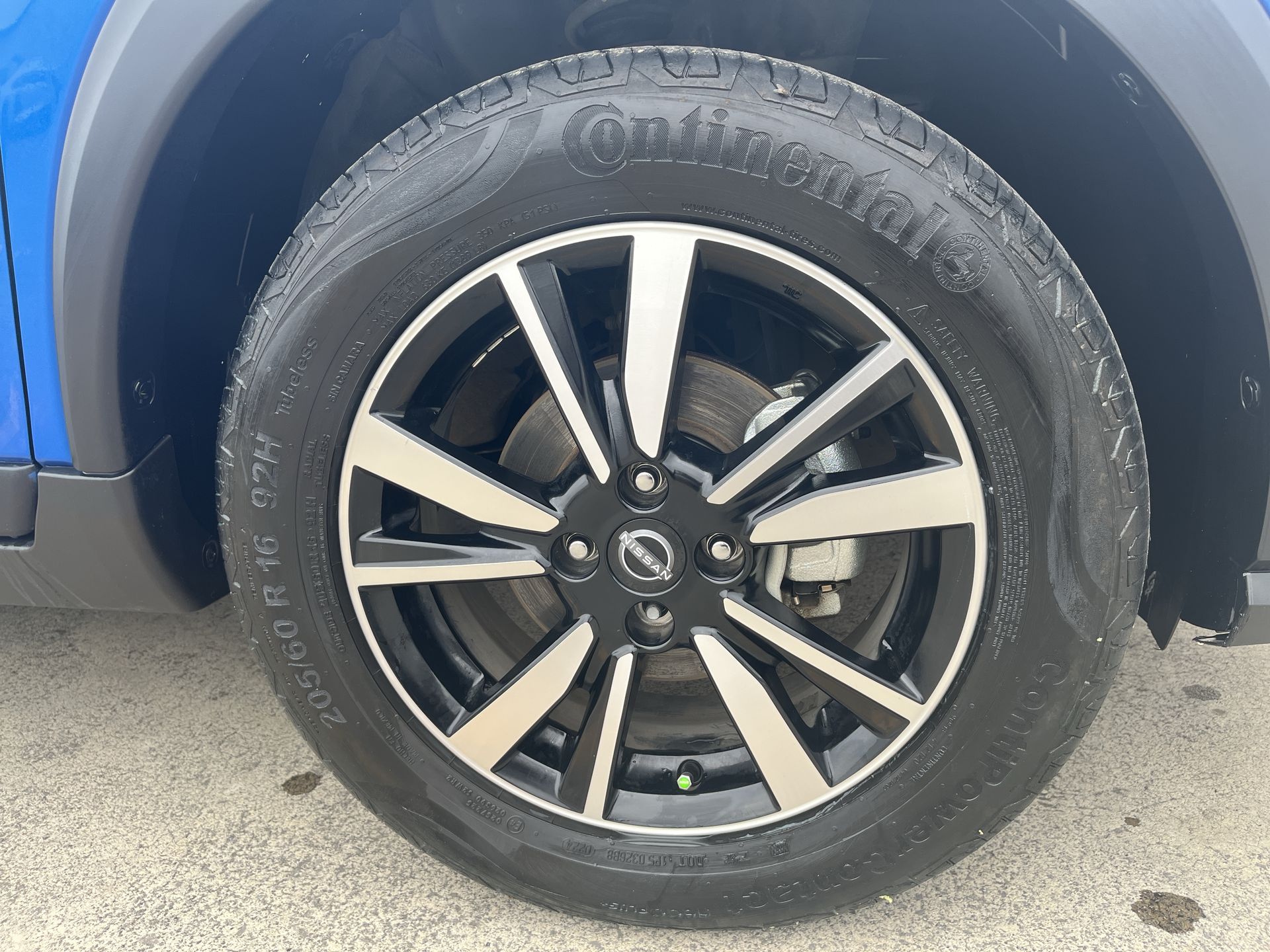 2024 Nissan KICKS ADVANCE 1.6 LTS MT 24