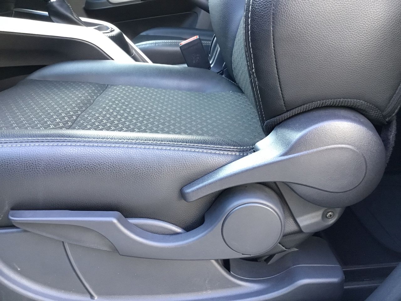 2024 Toyota RAIZE XLE CVT