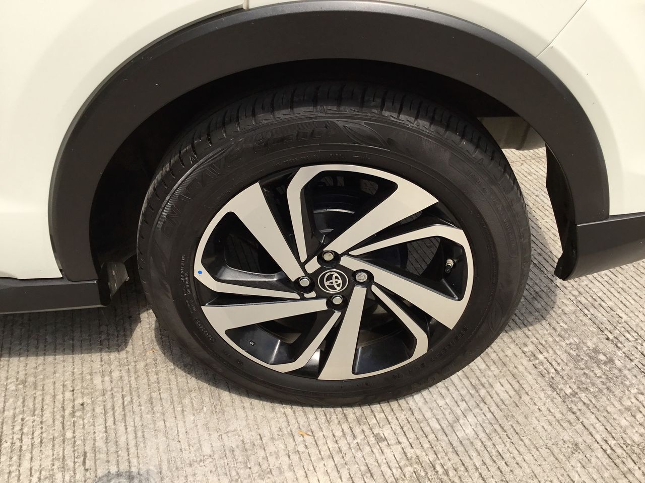 2024 Toyota RAIZE XLE CVT