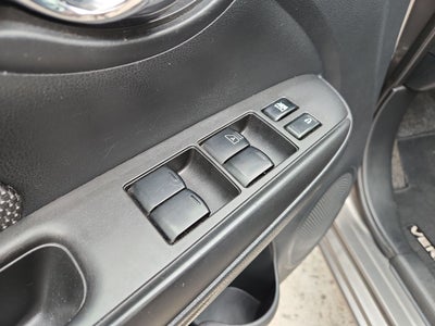 2016 Nissan VERSA ADVANCE AT AC