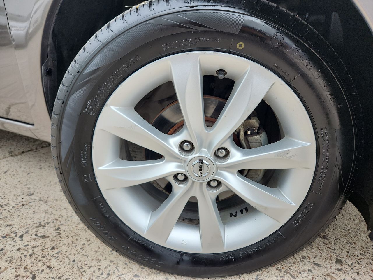 2016 Nissan VERSA ADVANCE AT AC