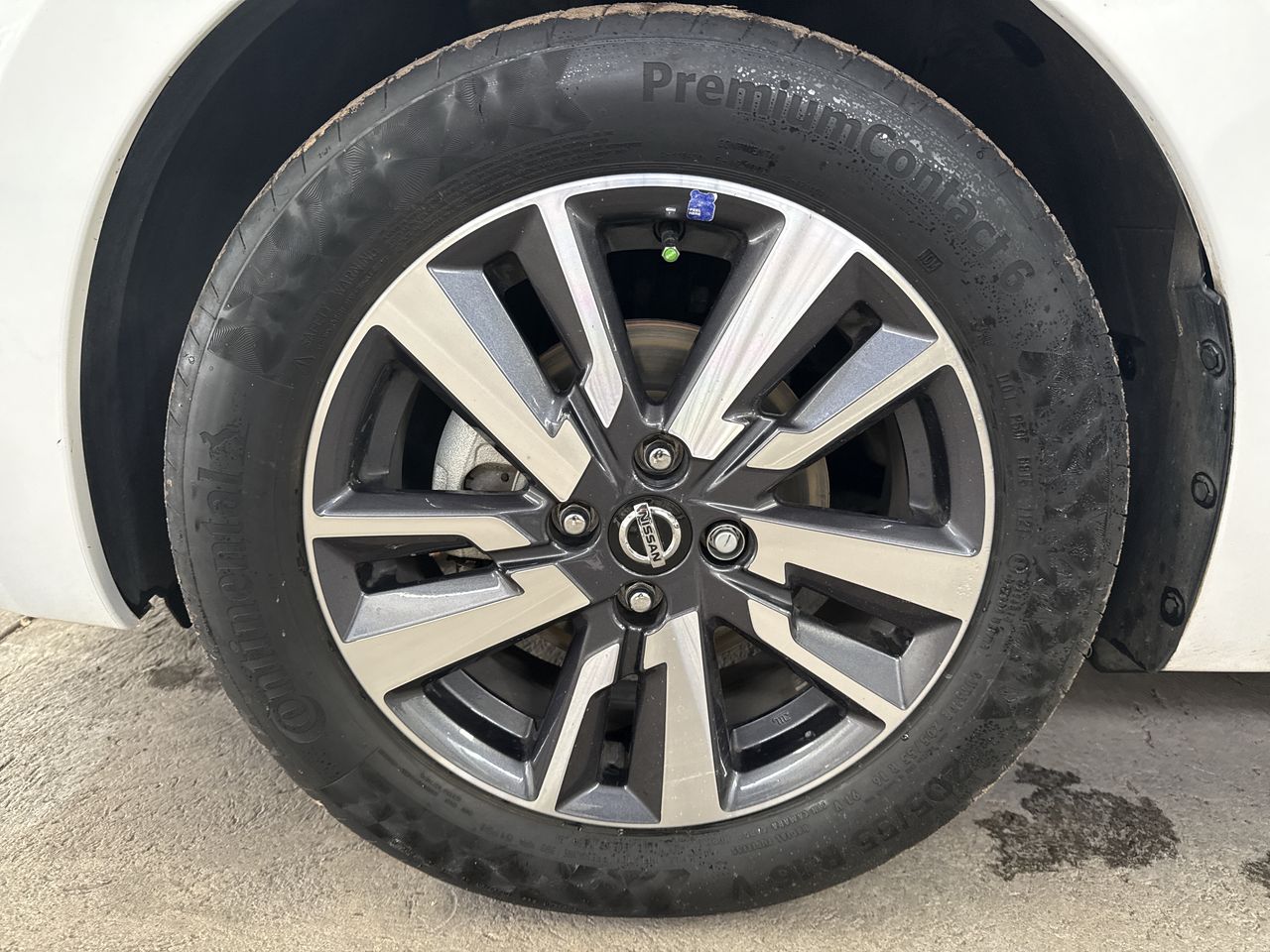 2021 Nissan VERSA ADVANCE MT 21