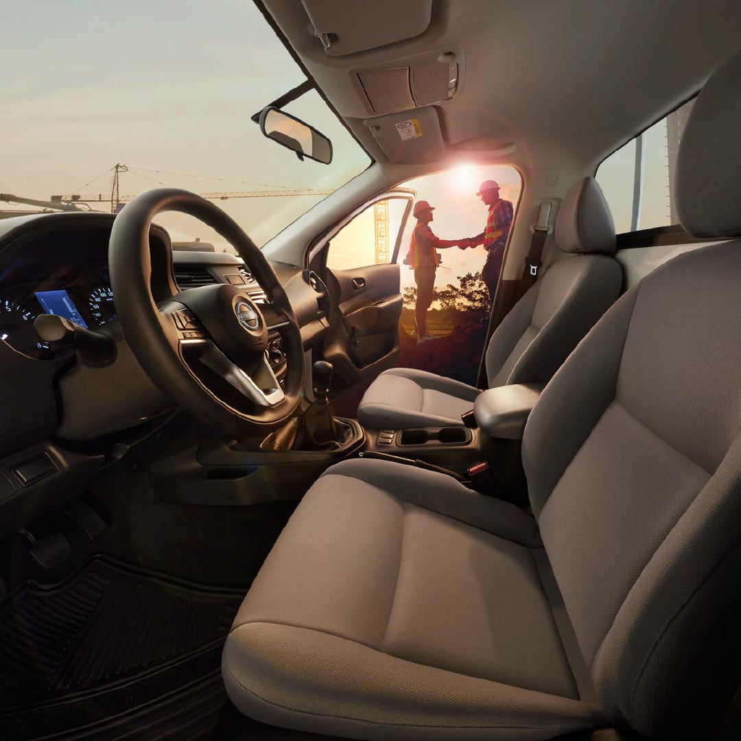 2025 Nissan NP300 NP300 PICK UP TM AC