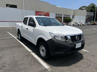 2020 Nissan NP300 DOBLE CABINA SE TM AC PAQ SEG 6VEL