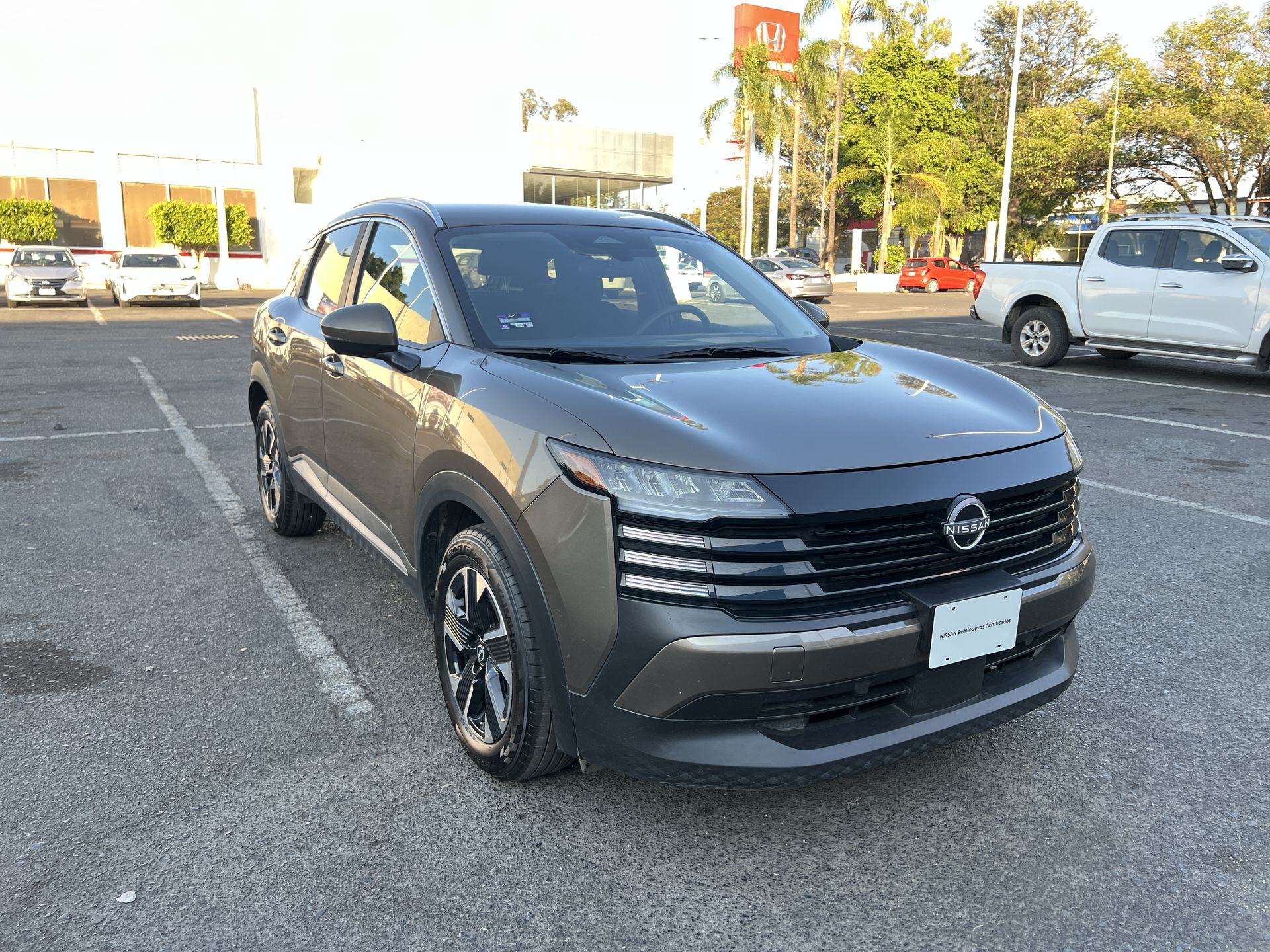 2025 Nissan KICKS ADVANCE CVT