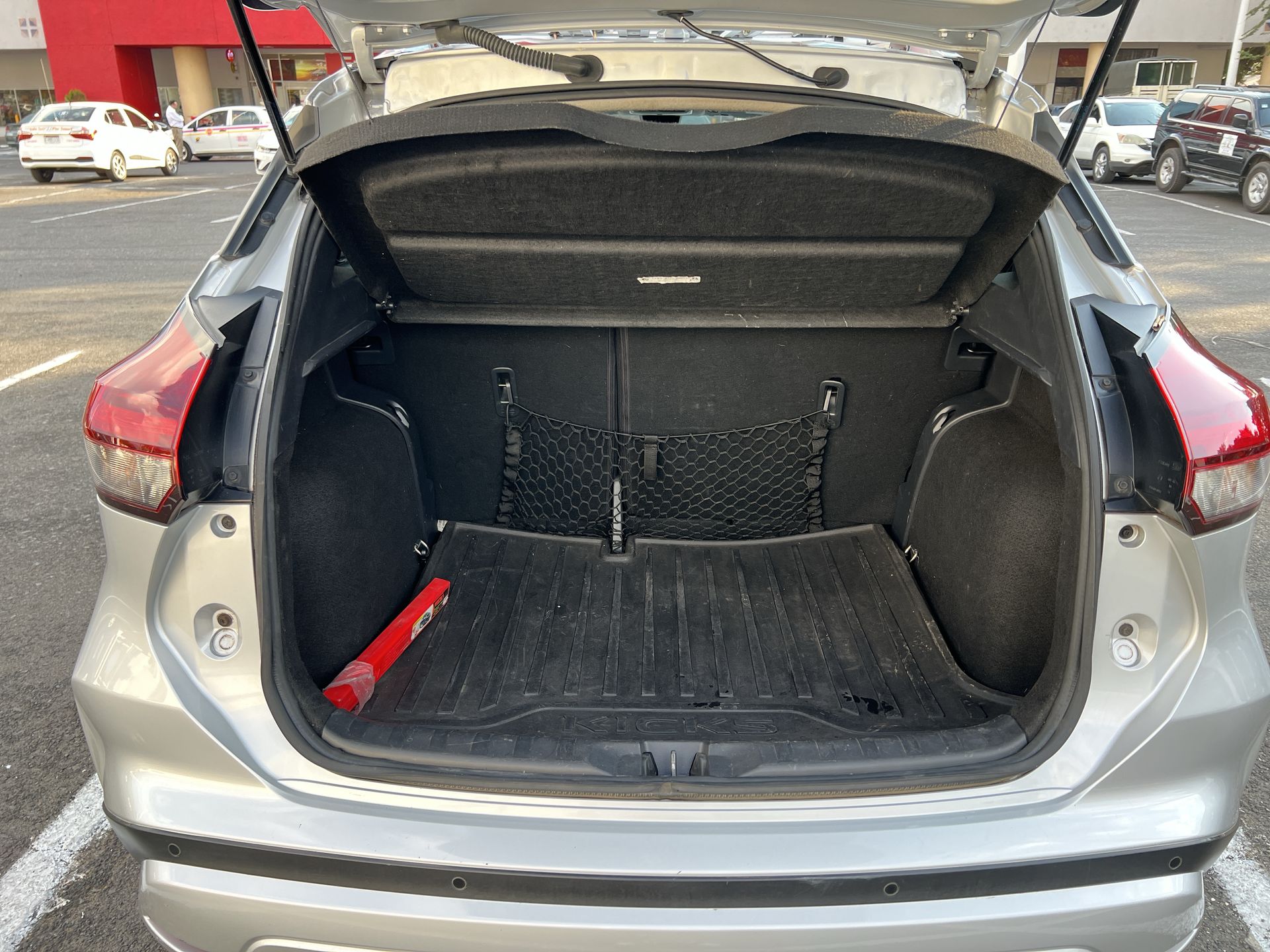 2022 Nissan KICKS PLATINUM 1.6 LTS CVT 22