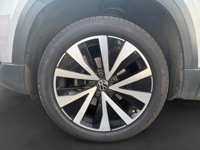 2023 Volkswagen TAOS COMFORTLINE