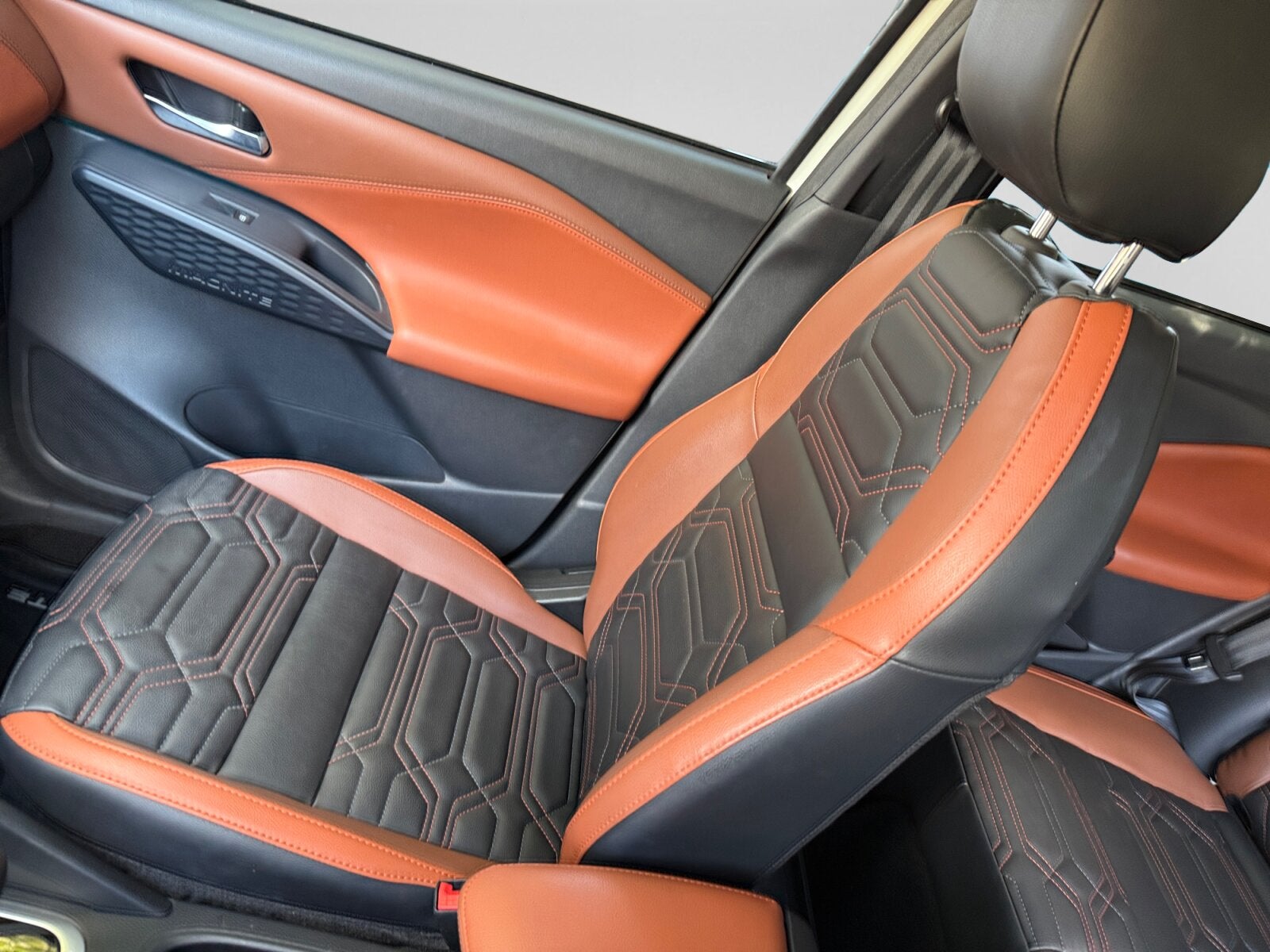 2026 Nissan MAGNITE EXCLUSIVE 1.0 LTS CVT 26