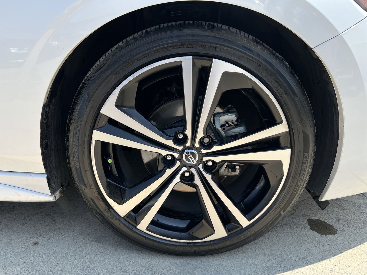 2023 Nissan SENTRA SENTRA SR PLATINUM CVT 2.0 LTS