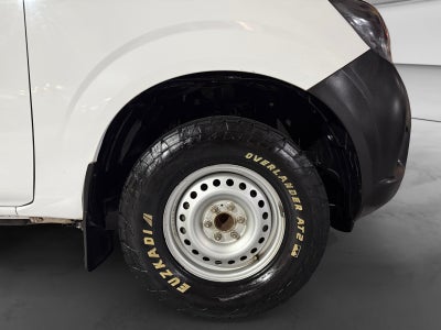 2019 Nissan FRONTIER DOBLE CABINA SE TM AC PAQ SEG 6VEL
