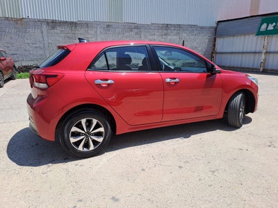 2022 Kia RIO EX TA