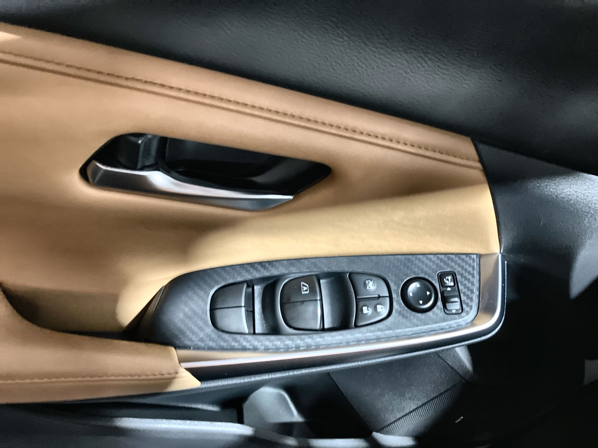 2024 Nissan SENTRA PLATINUM BITONO CVT 24