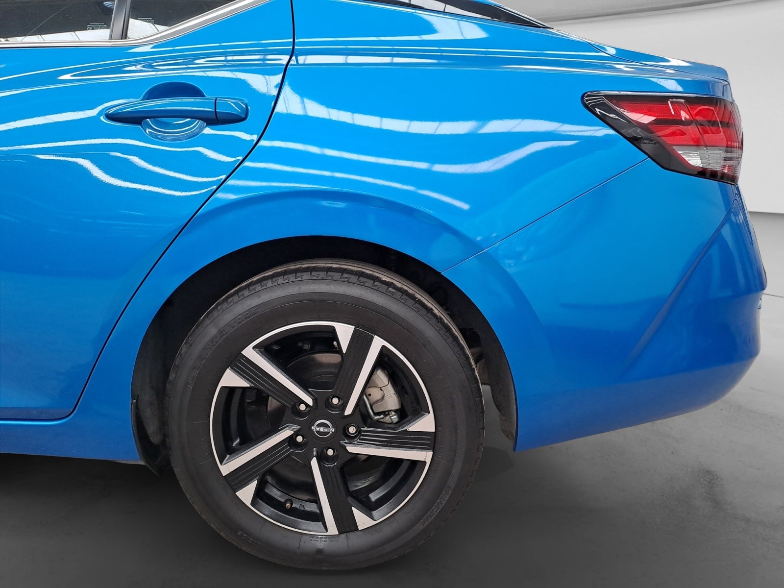 2024 Nissan SENTRA ADVANCE CVT 24