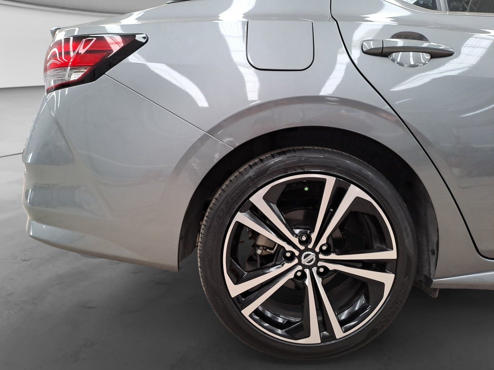 2023 Nissan SENTRA SENTRA SR CVT
