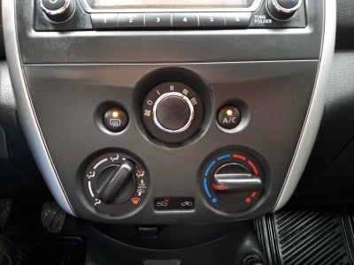 2019 Nissan VERSA ADVANCE MT AC