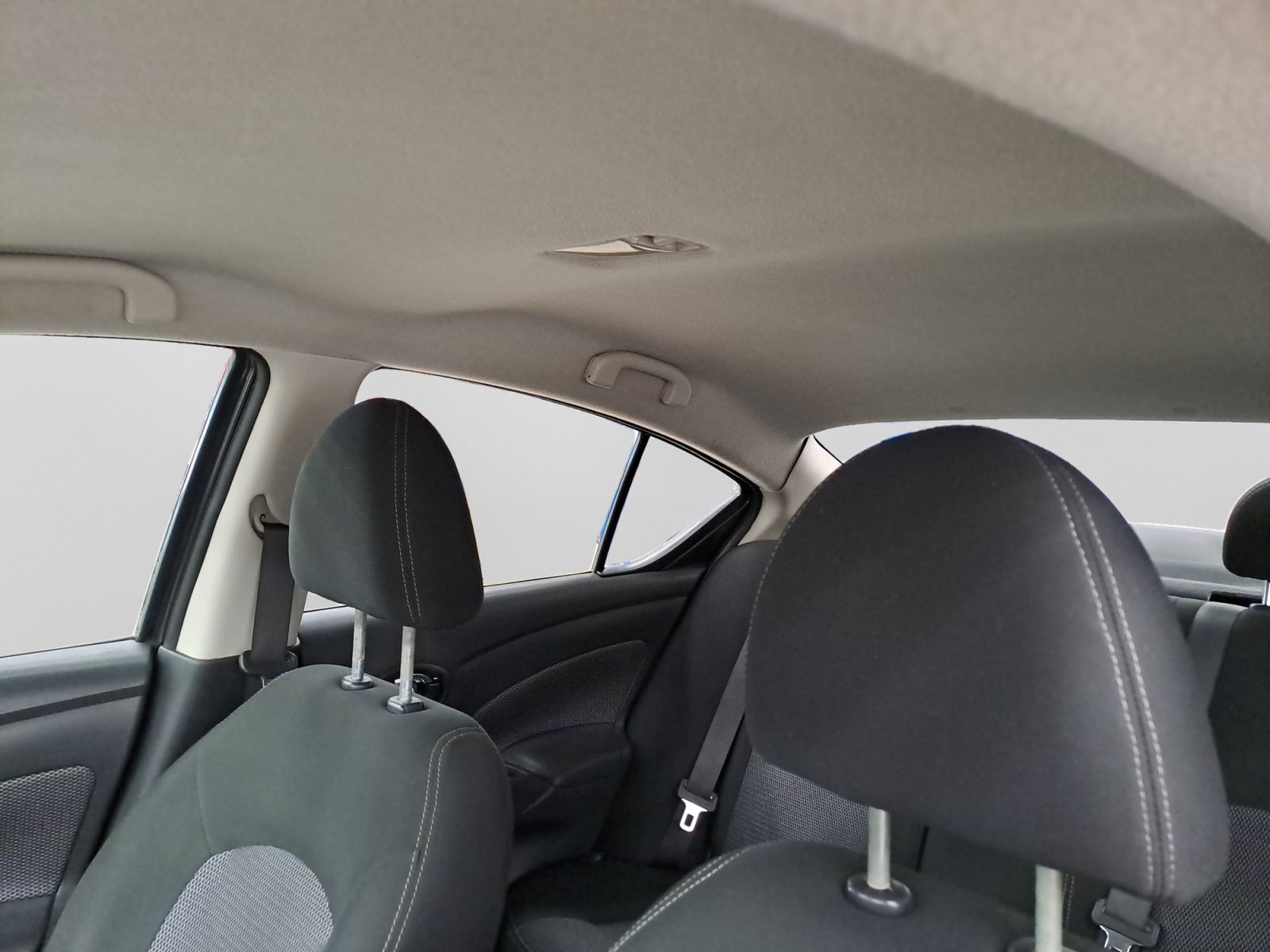 2019 Nissan VERSA ADVANCE MT AC