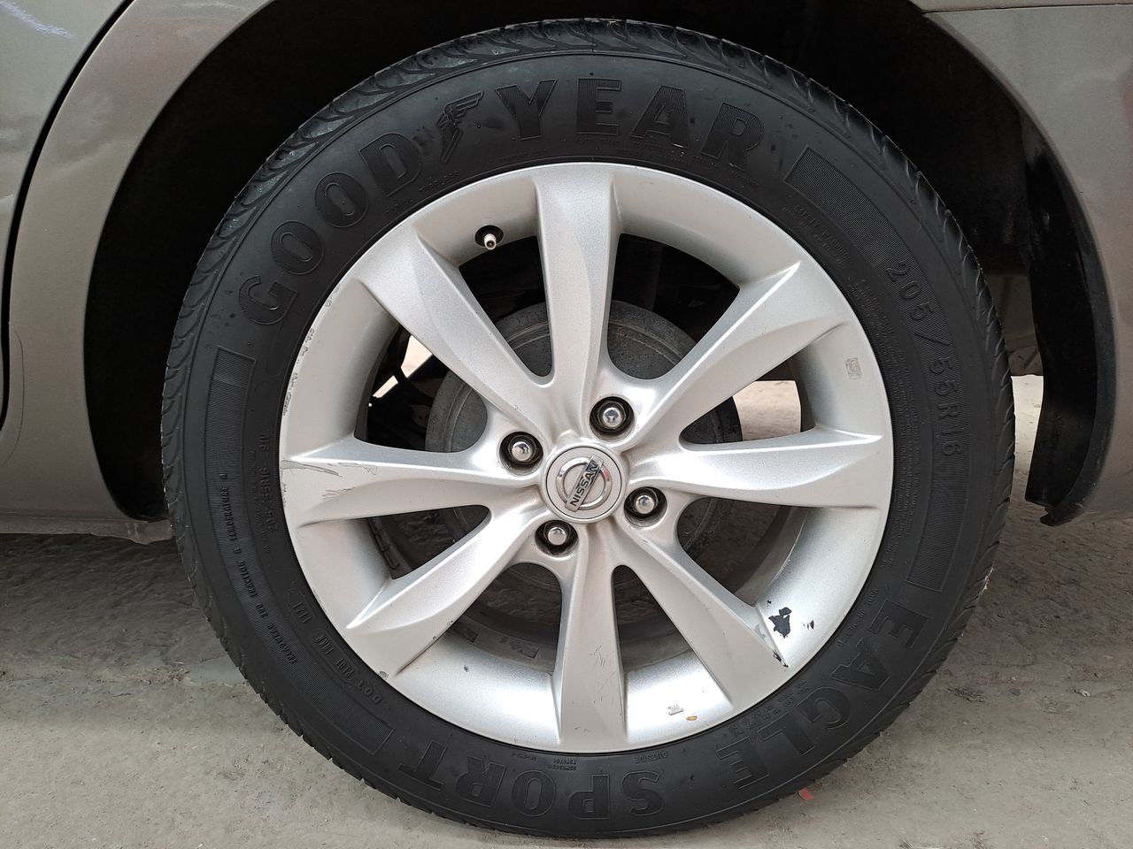 2018 Nissan VERSA ADVANCE MT AC