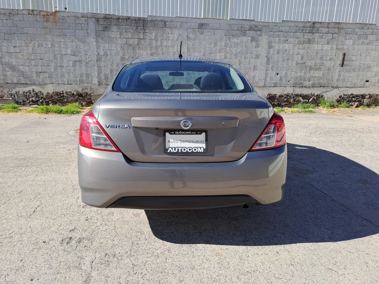 2018 Nissan VERSA ADVANCE MT AC