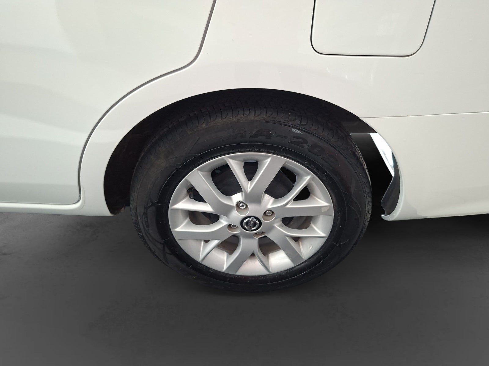 2022 Nissan V-DRIVE MT AC 1.6L 22