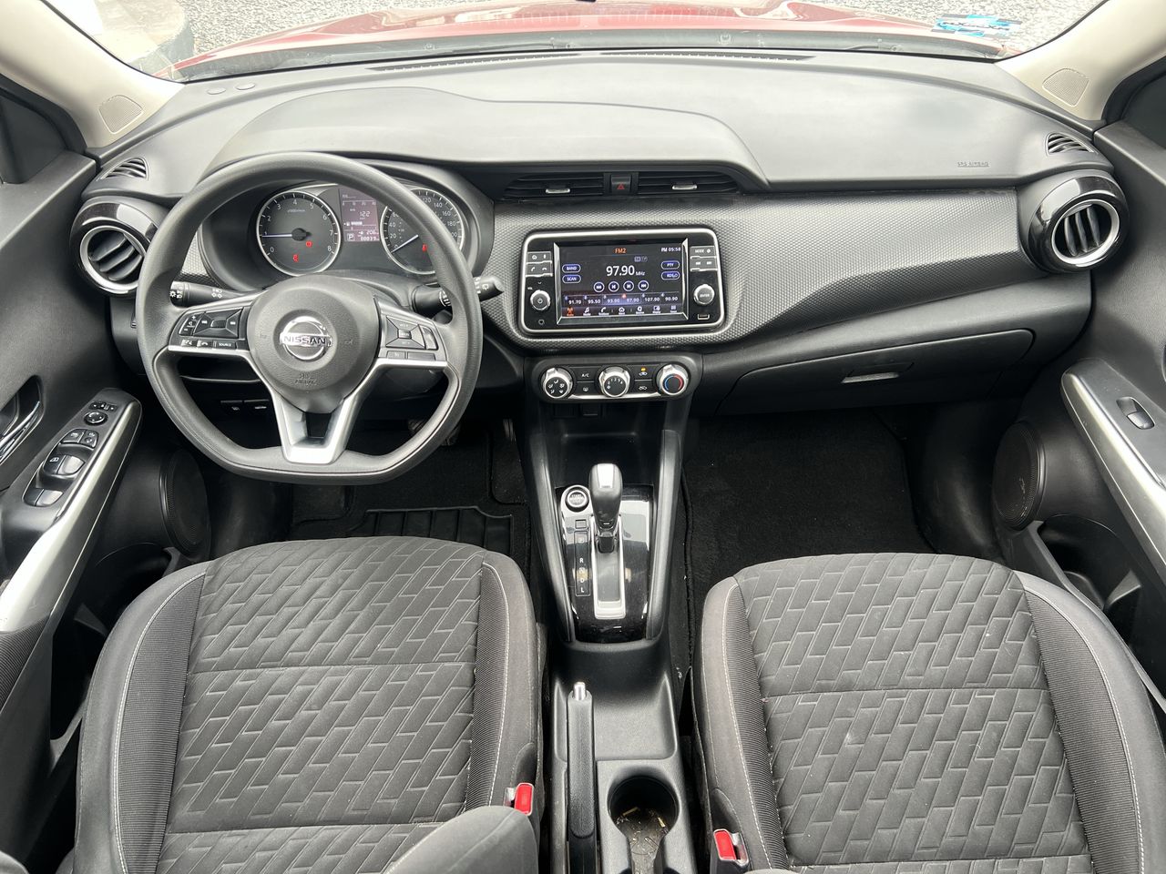 2021 Nissan KICKS KICKS ADVANCE CVT NEGRO