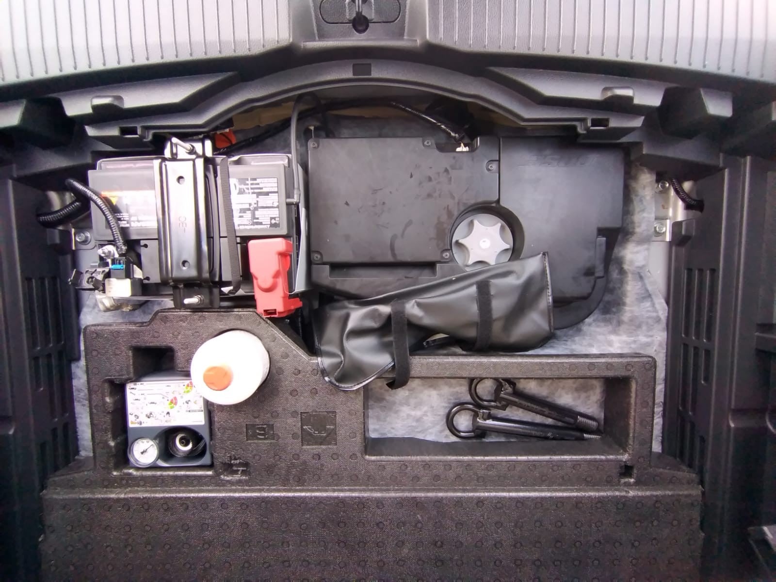 2025 Nissan X-TRAIL PLATINUM E-POWER 2 ROW 25